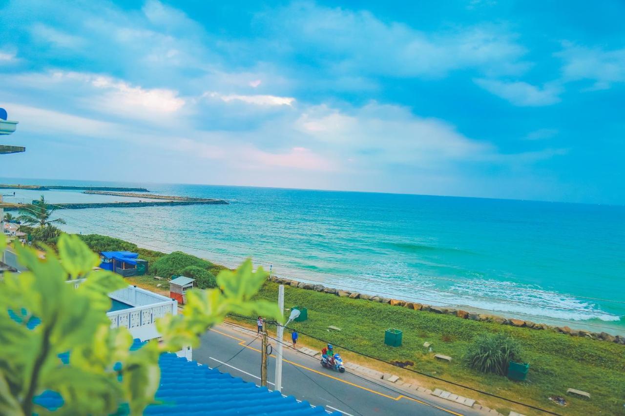 Hikka Ocean Resort ヒッカドゥワ エクステリア 写真