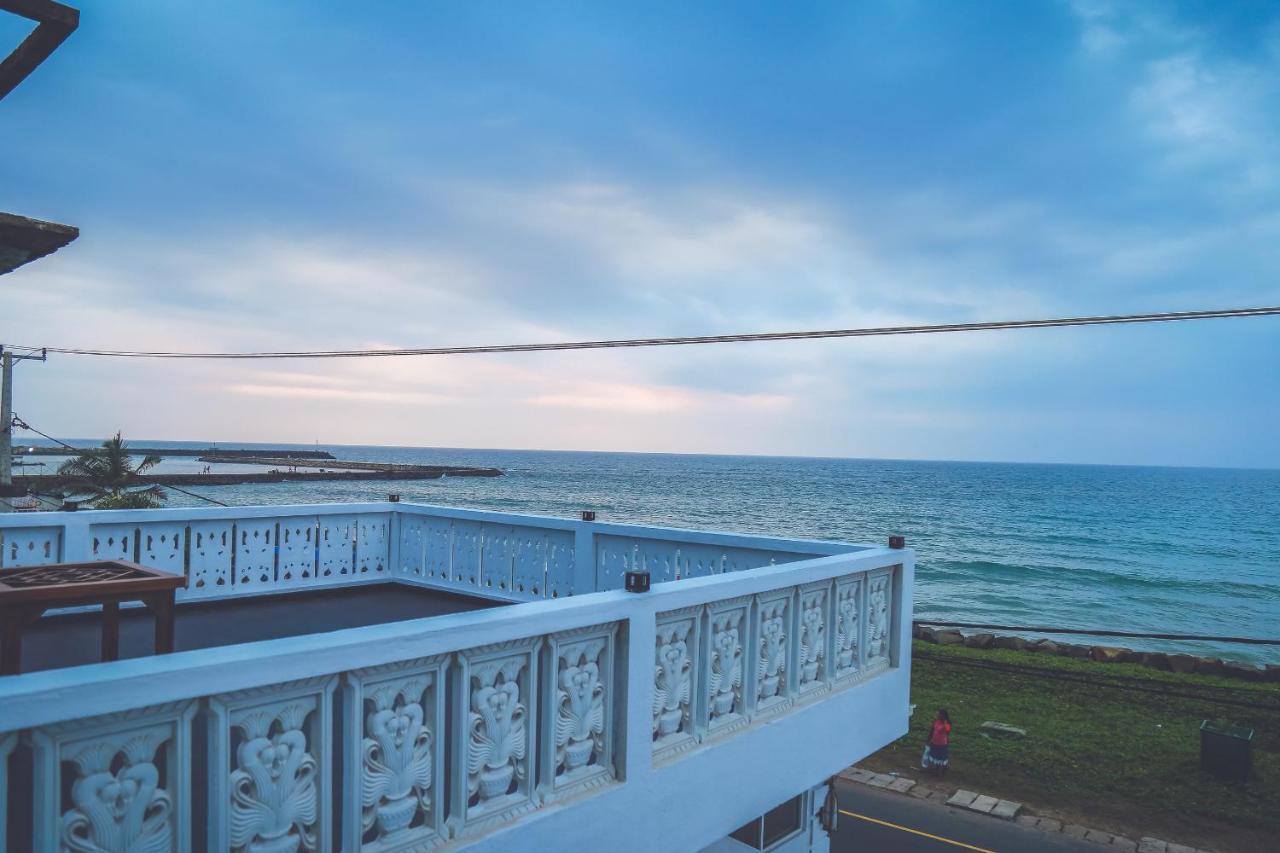 Hikka Ocean Resort ヒッカドゥワ エクステリア 写真