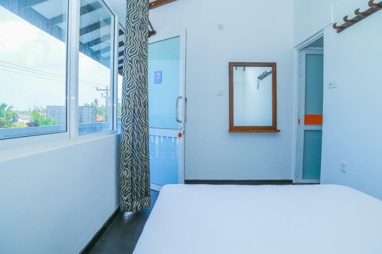 Hikka Ocean Resort ヒッカドゥワ エクステリア 写真